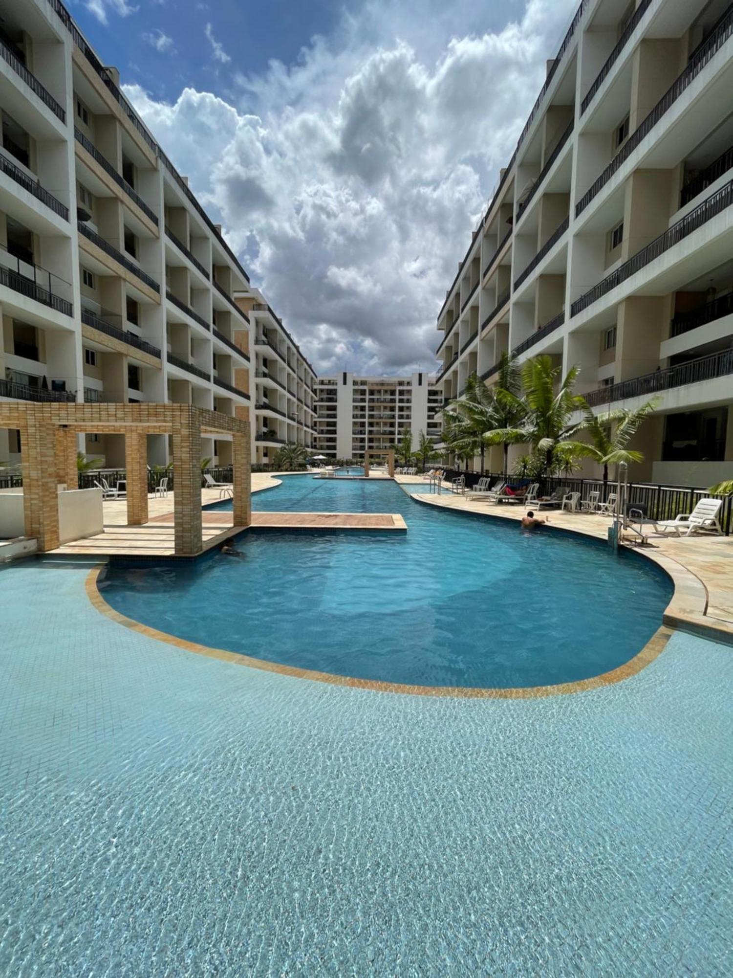Apart Full Poolview Tagua Life * Brasilia